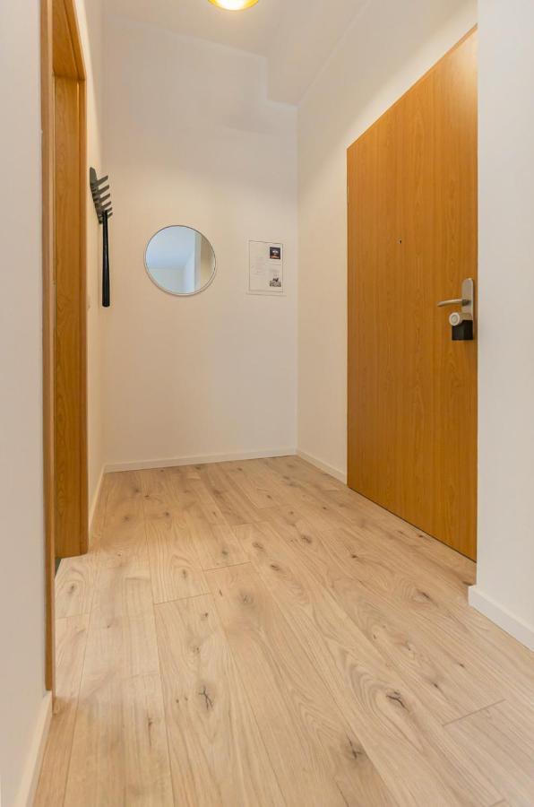 Cityapartment - 53 M², 2 Zimmer, Zentral, Netflix, Kueche, Waschmaschine Κότμπους Εξωτερικό φωτογραφία